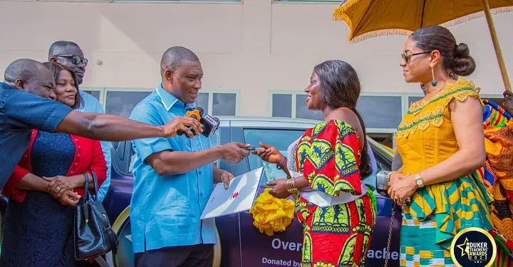 Winner of Duker Teacher’s Award receives $14,500 vehicle