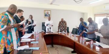 Trade Minister orders uniform cement prices nationwide.