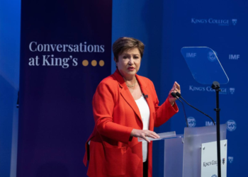 IMF urges Ghana to exercise fiscal restraint and establish financial benchmarks