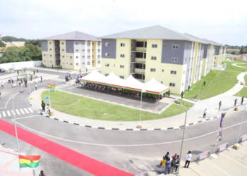 Akufo-Addo commissions 320 housing units for Police Service