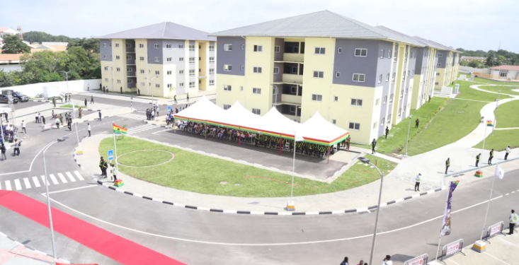 Akufo-Addo commissions 320 housing units for Police Service