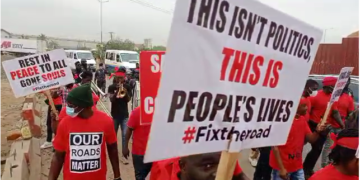 Kpone-Dawhenya residents protest over bad roads