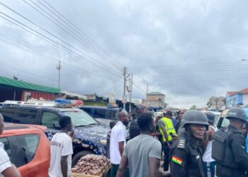 Mamobi political campaign walk turns violent: 2 shot, 4 injured