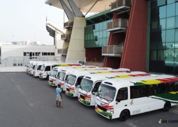 GFA presents buses to top three clubs in Zone One, Two & Three of Access Bank Division One League