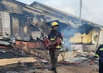 Fire destroys over 15 structures at Circle Odawna