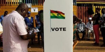 Confusion at Art Center 4 Polling Station as voters accuse EC official of influencing vote choices