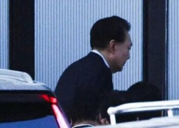 South Korea’s Yoon becomes first sitting president to be arrested