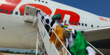 Hajj fee cut from GH₵75K to GH₵62K; Increases quota by 1,000 pilgrims