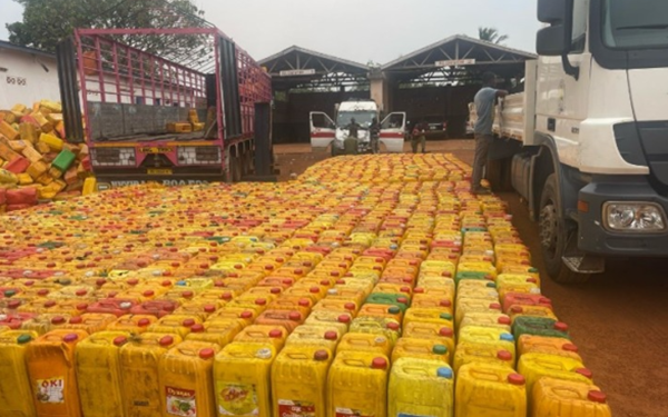 V/R: Ghana Immigration intercepts 1,115 gallons of cocoa beans
