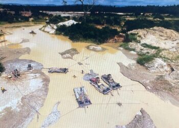 Anti-Galamsey Taskforce ambushed by armed illegal miners, one slashed in the knee with a machete