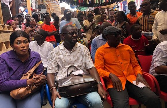 Minority caucus donates GH¢200,000 to Kantamanto fire victims
