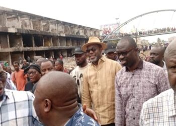 NAPO donates GH₵50k, 500 bags of cement to Adum fire victims