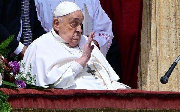 Breaking: Pope Francis pronounced dead