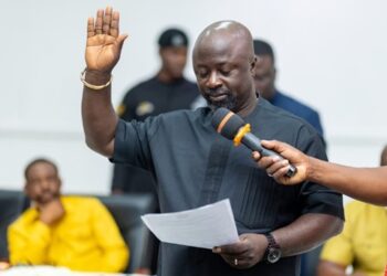 Kumasi Mayor issues two-week ultimatum to pavement traders, threatens forceful removal