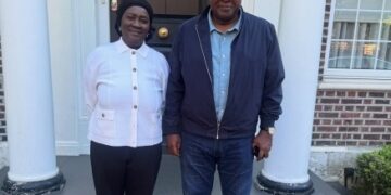 President Mahama visits Vice President Opoku-Agyemang in London