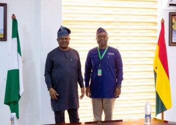 African Paralympic Chief Meets Nigeria High Commissioner to Ghana