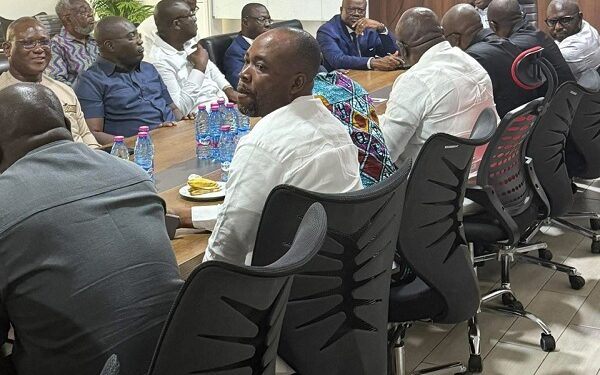 Over 60 NPP Minority MPs visit Bawumia, pledge support for 2026 primaries