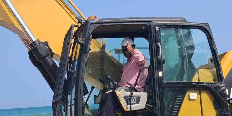 Mahama cuts sod for Blekusu sea defence project, vows to reclaim lost coastline