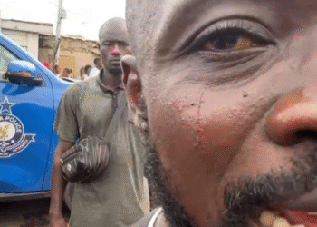 Ghana Police interdicts policeman who assaulted a journalist