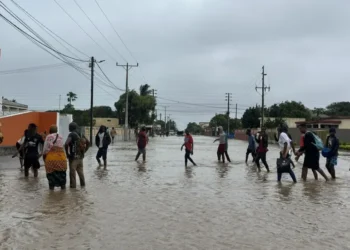 Torrential Rains Displace Nearly 400,000 in Mozambique as Floods Wreak Havoc