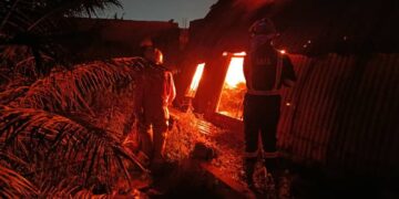 GNFS Contains Ashaiman Golf City Warehouse Fire, Prevents Spread to Nearby Facilities