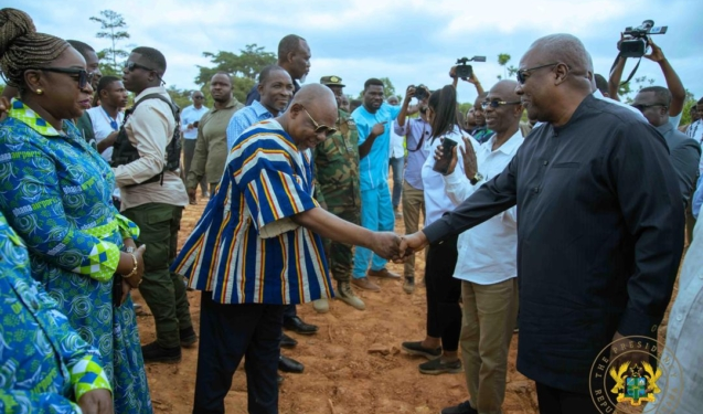 Construction for New Sunyani Airport to Begin After Mahama Cuts Sod at Nsoatre