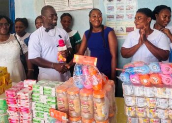 Hon. Dorcas Afo-Toffey Celebrates Birthday with Mothers at Half Assini Hospital, Pays Delivery Bills and Donates Essential Supplies