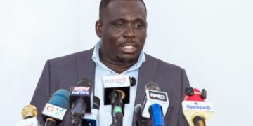 Krobea Asante endorses Boakye Agyarko for National Chairman