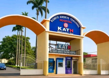 KATH Doctors, Nurses to Suspend Strike After Talks with Ashanti Regional Minister