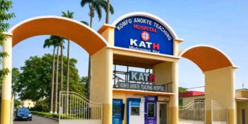 KATH Doctors, Nurses to Suspend Strike After Talks with Ashanti Regional Minister