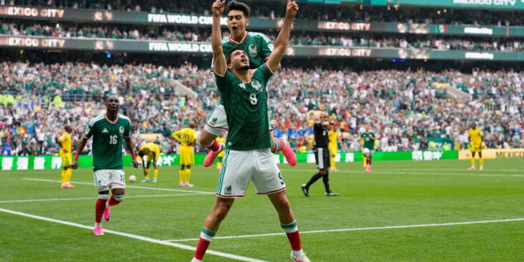 Co-Hosts Mexico Beat South Africa 2-0 in World Cup Opener Marred by Red Cards