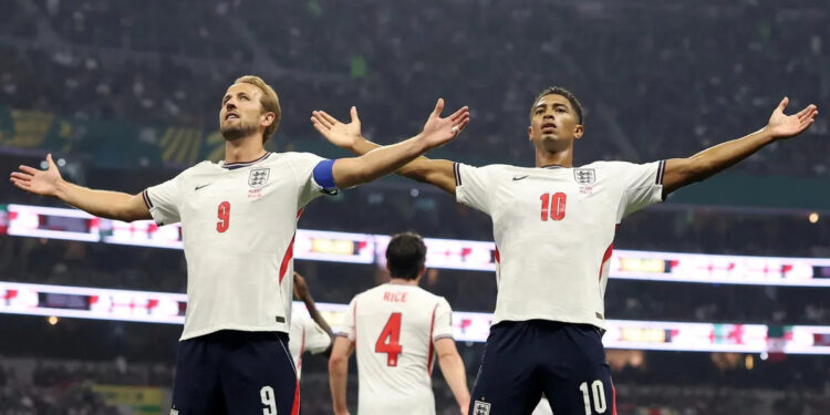 Bellingham and Kane Send England Through After Surviving Mexico Comeback