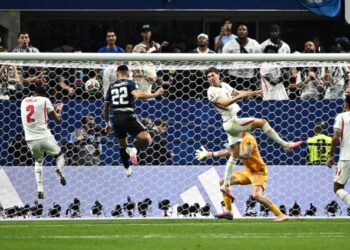 Argentina Stun England With Late Comeback to Set Up Blockbuster World Cup Final With Spain