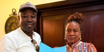 Chief Dr. Doliwura Zakaria Honours Joana Gyan Cudjoe for Exceptional Support at Book Launch