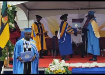 Valley View University Urges Graduates to Uphold Integrity as 237 Graduate in Kumasi