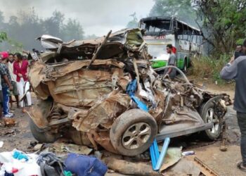 Two Dead, Five Injured in Fiery Crash on Accra–Kumasi Highway