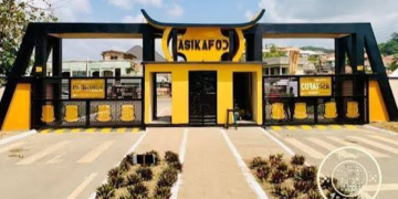Education Minister Orders GES to Suspend Obuasi SHS Headmaster Over Alleged Sexual Misconduct